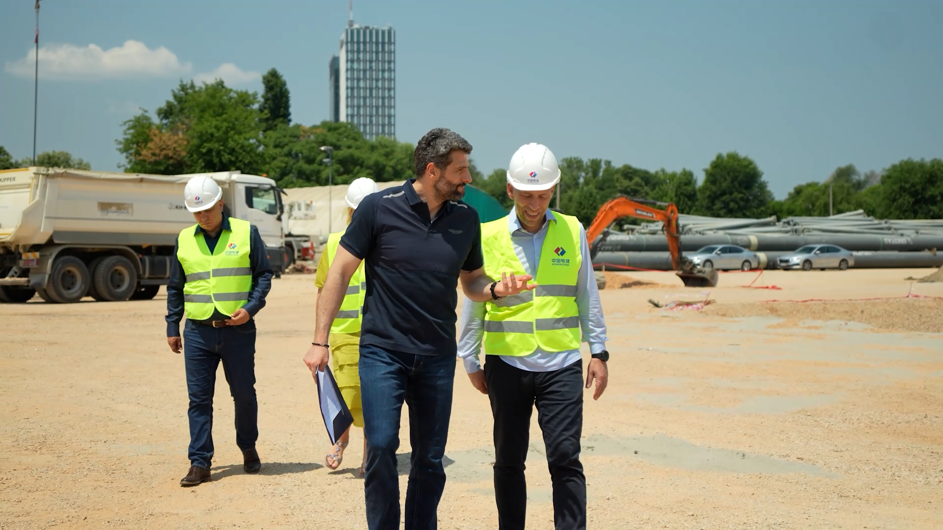 Beograd, gradonacelnik Beograda Aleksandar Sapic obilazi radove na vise lokacija u Beogradu, pokrivanje Beograd, gradonacelnik Beograda Aleksandar Sapic obilazi radove na vise lokacija u Beogradu, pokrivanje